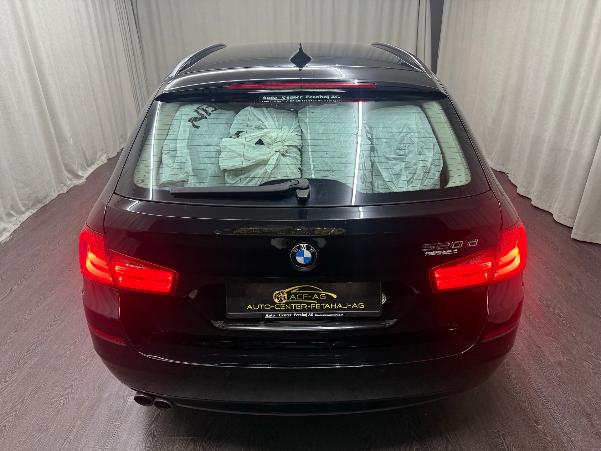 BMW 520d Touring Steptronic-image-4