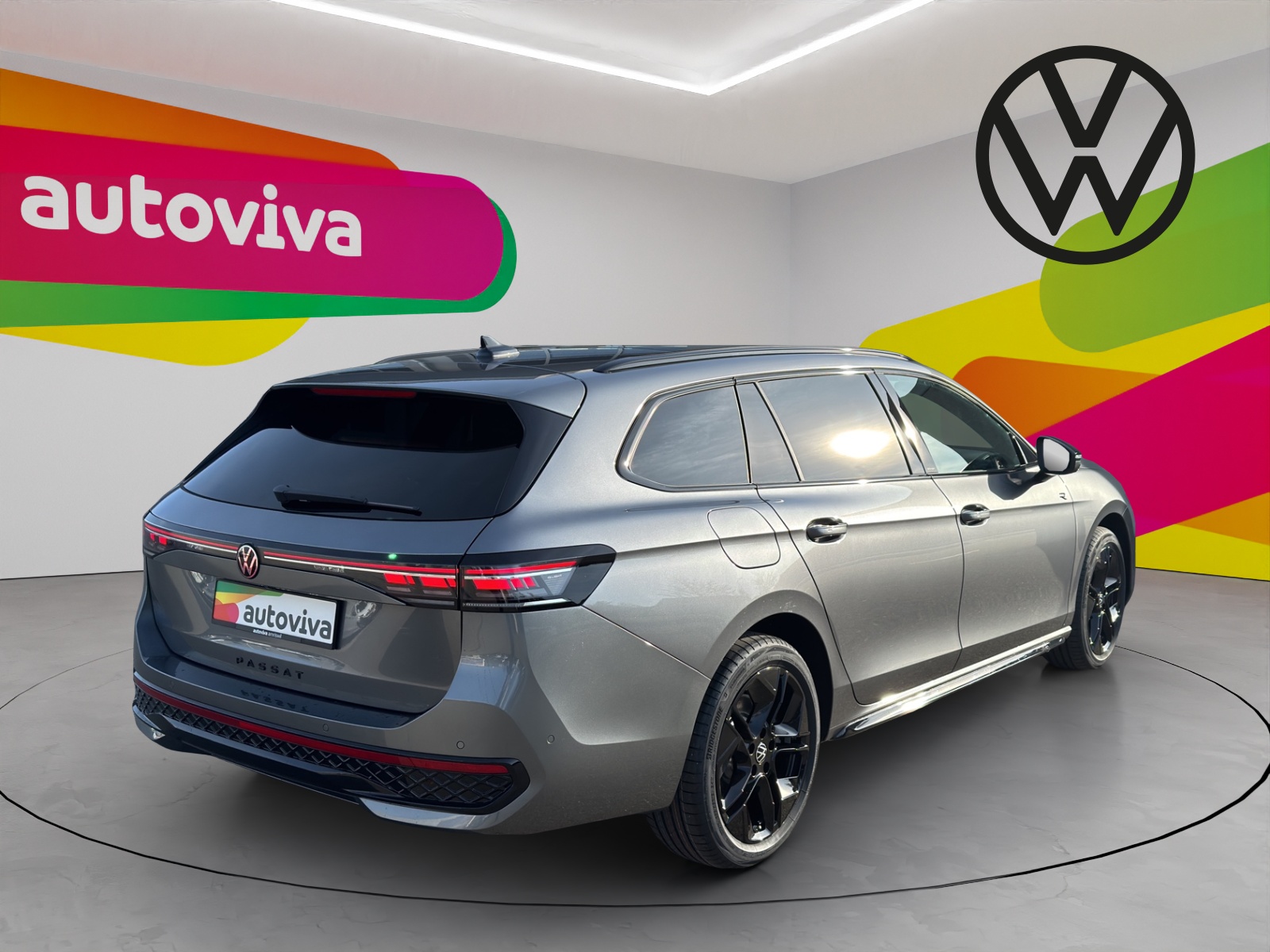 VW Passat Variant 1.5 TSI evo2 Plug-In- Hybrid R-Line DSG-image-2