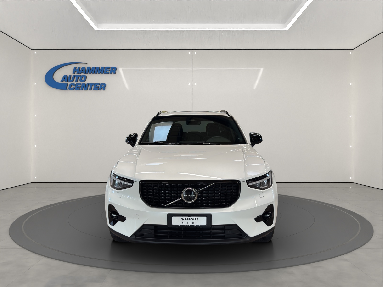 VOLVO XC40 2.0 B4 MH Ultimate Dark-image-6