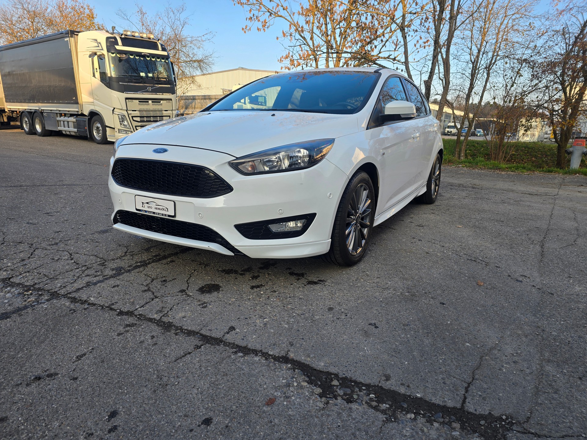 FORD Focus 1.5 SCTi ST Line-image-1