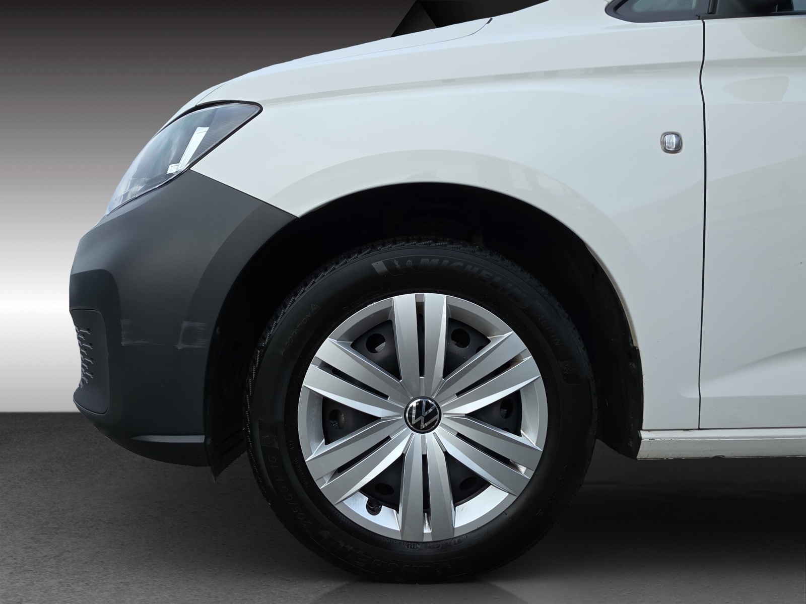 VW Caddy Cargo 2.0TDI Entry-image-18