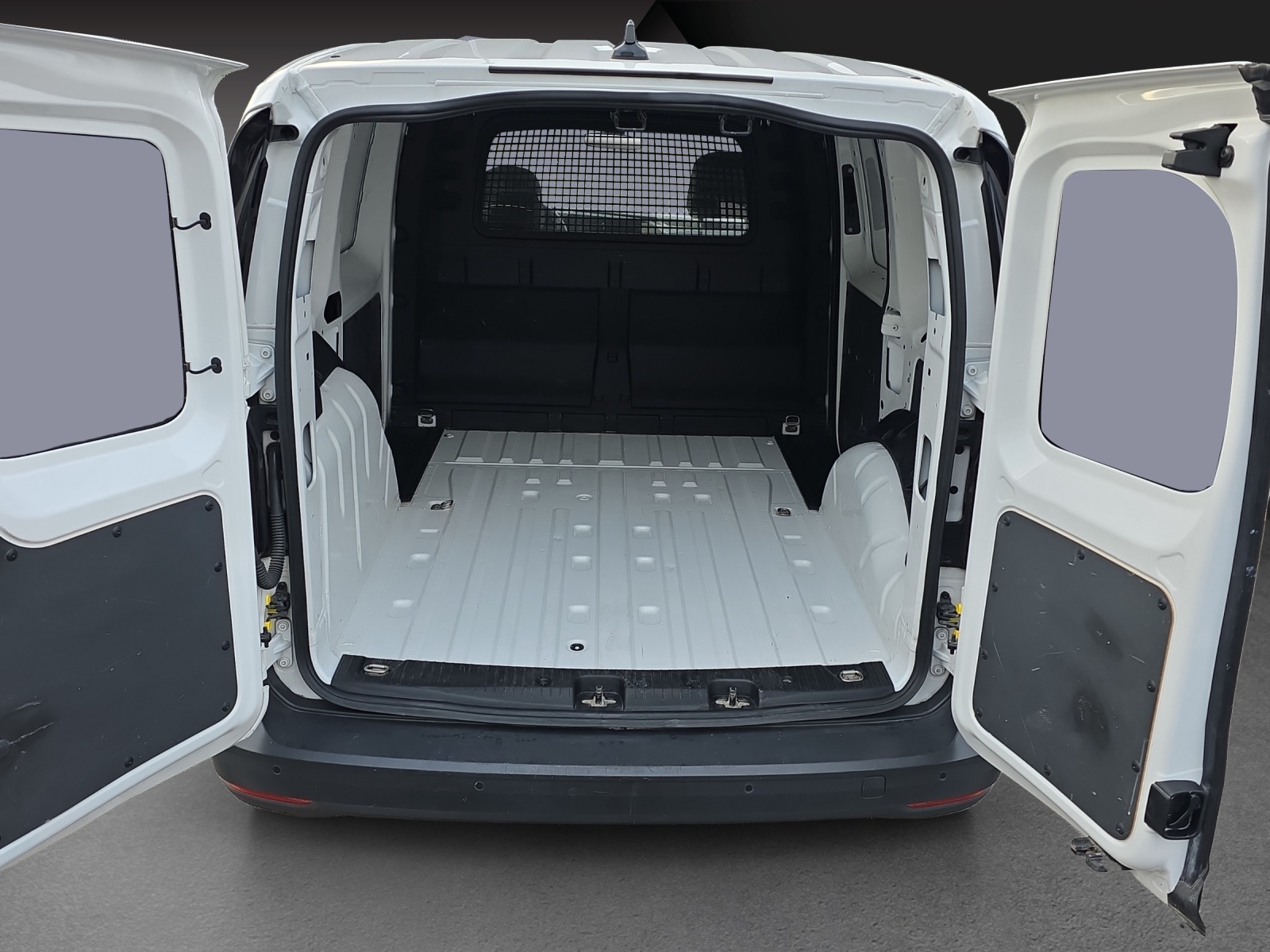 VW Caddy Cargo 2.0TDI Entry-image-6