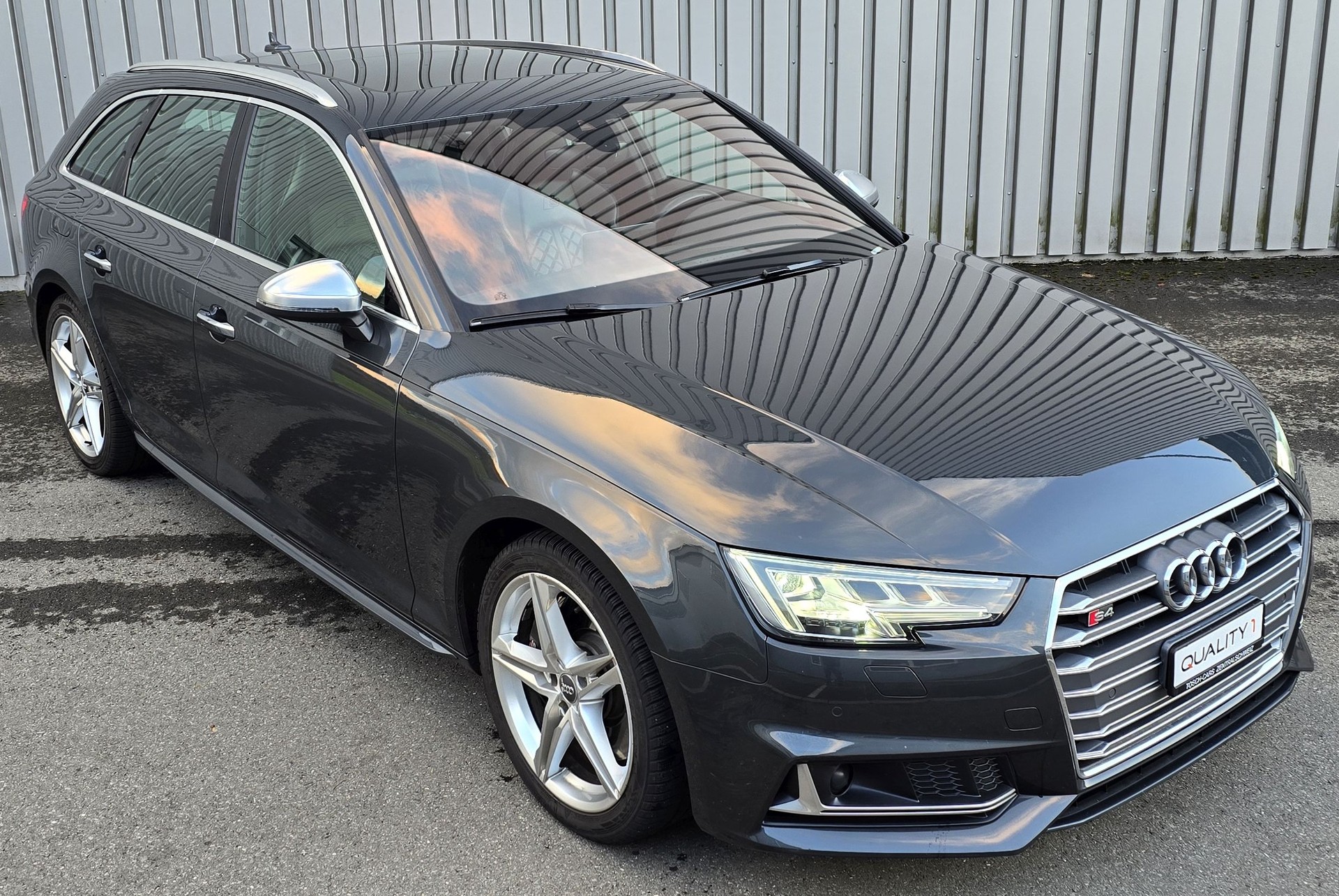AUDI S4 Avant 3.0 TFSI quattro tiptronic-image-3
