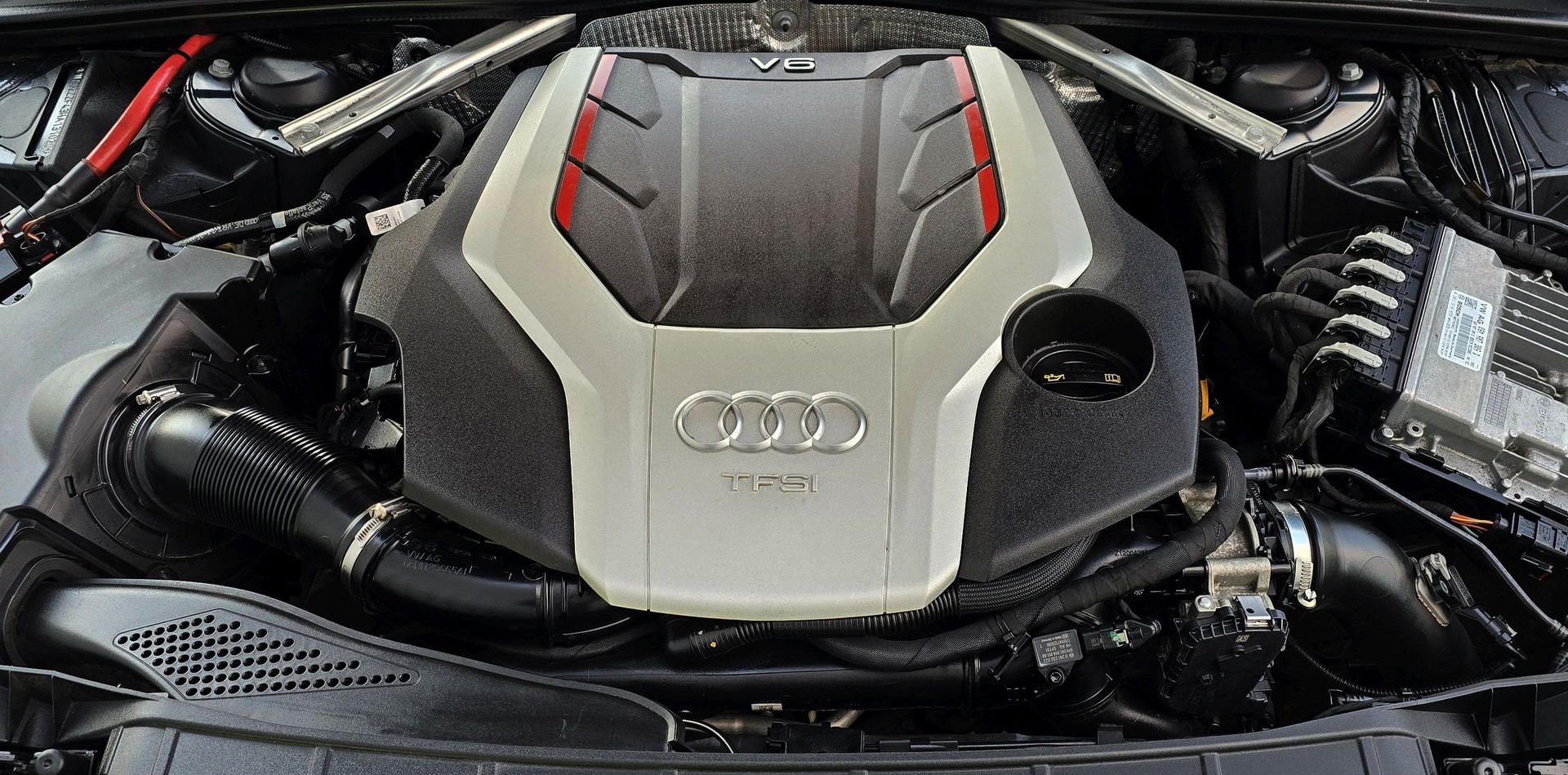 AUDI S4 Avant 3.0 TFSI quattro tiptronic-image-15