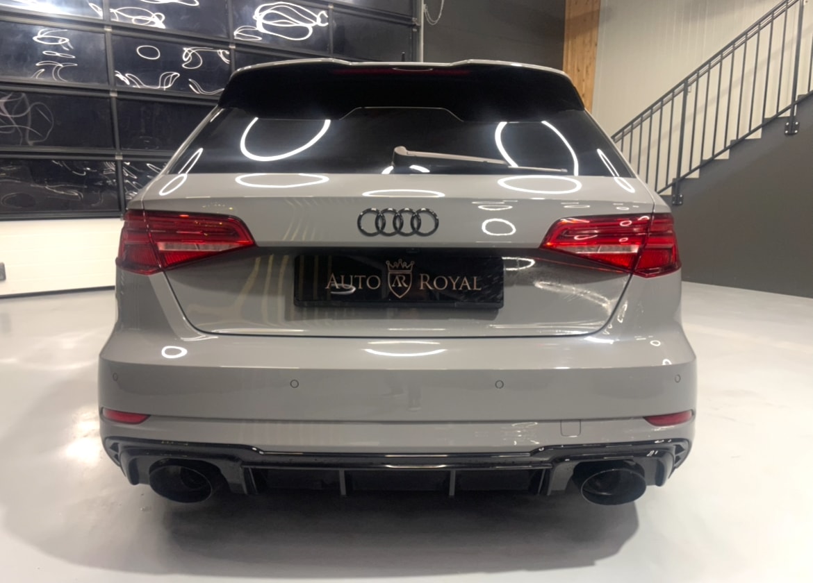 AUDI RS3 Sportback 2.5 TSI quattro S-tronic-image-5