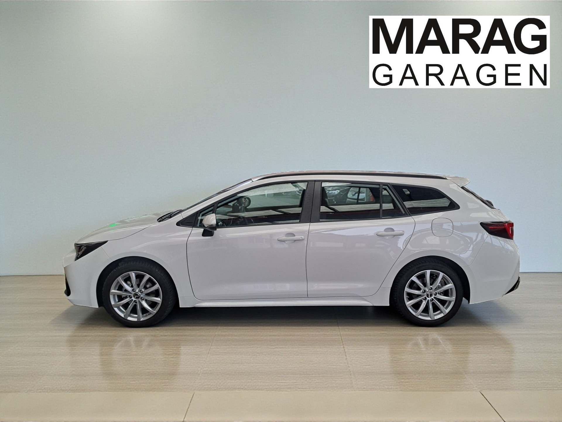 TOYOTA Corolla Touring Sports 1.8 HSD Comfort e-CVT-image-10