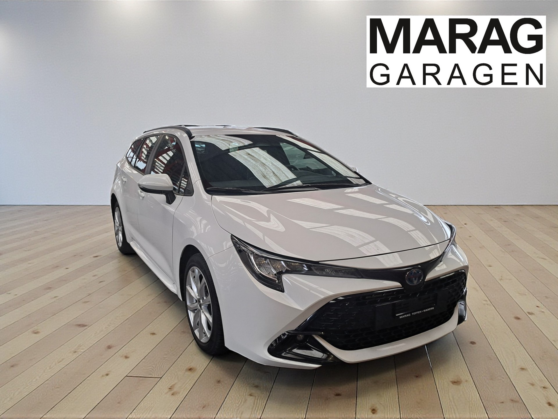 TOYOTA Corolla Touring Sports 1.8 HSD Comfort e-CVT-image-2