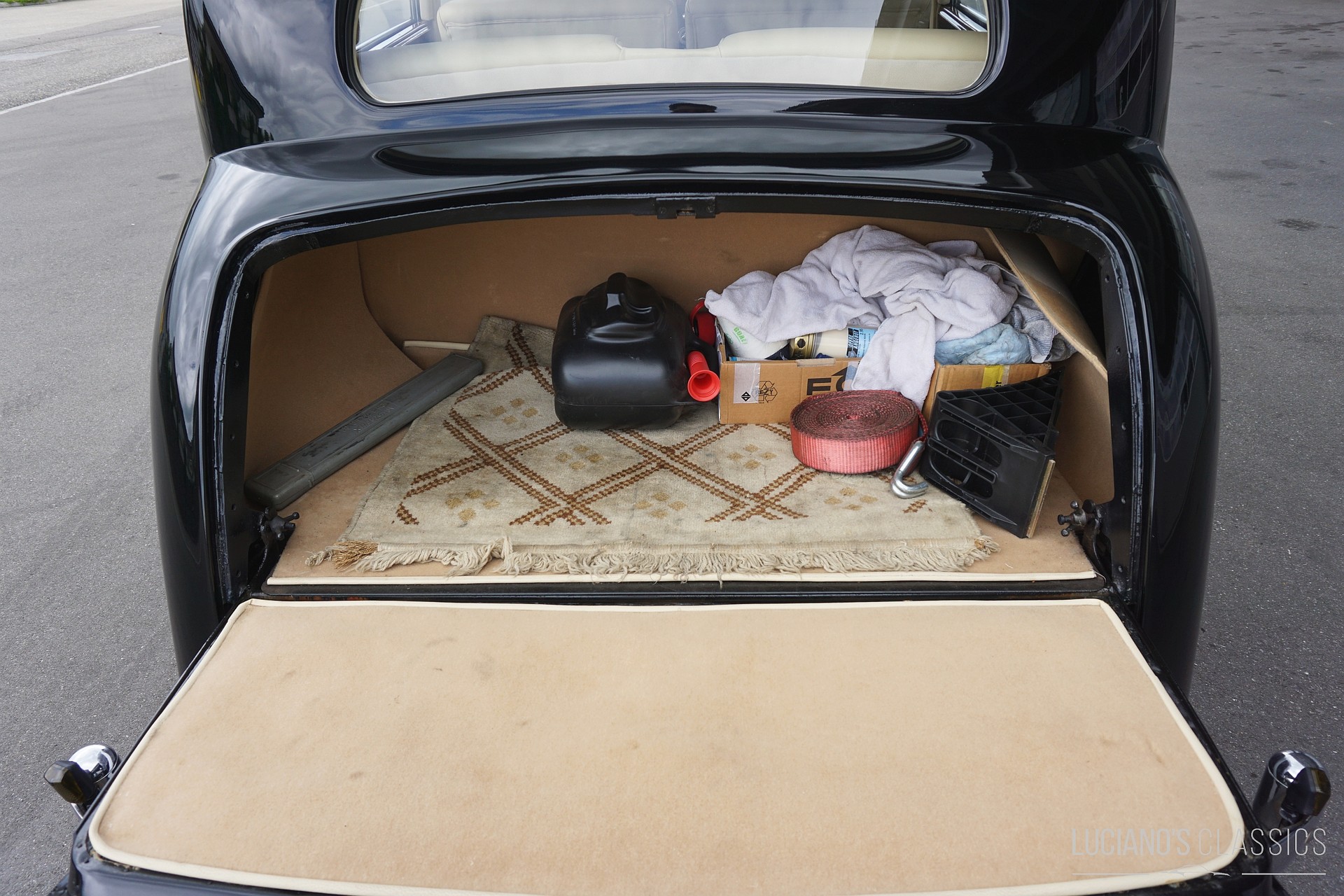DAIMLER DB 18 Saloon-image-21