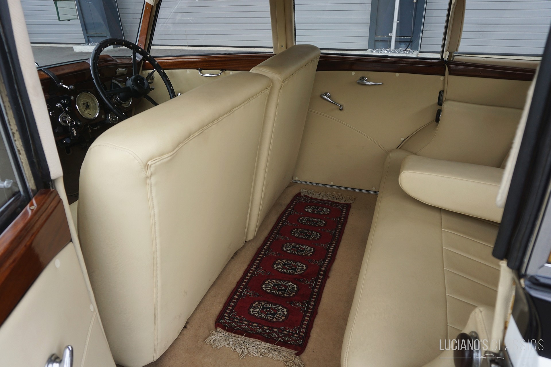 DAIMLER DB 18 Saloon-image-19