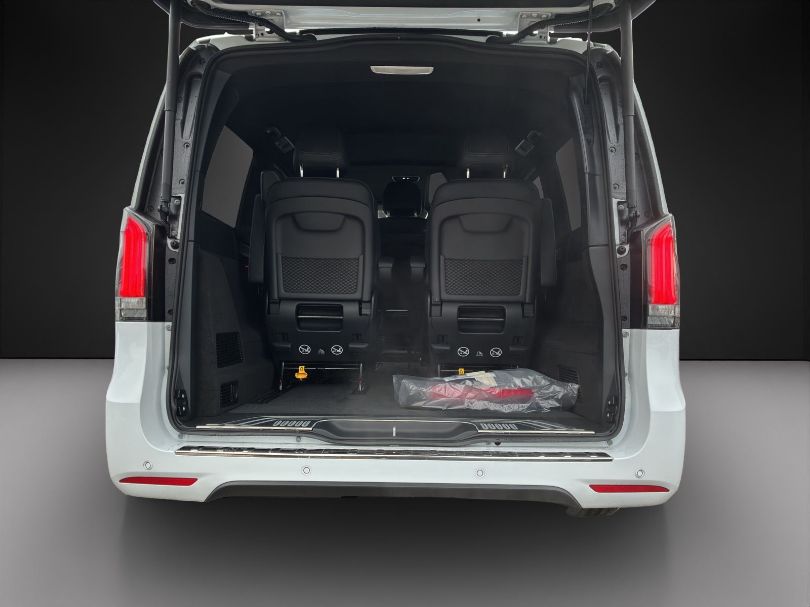 MERCEDES-BENZ V 300 d EXCLUSIVE Swiss Edition 9G-Tronic-image-11