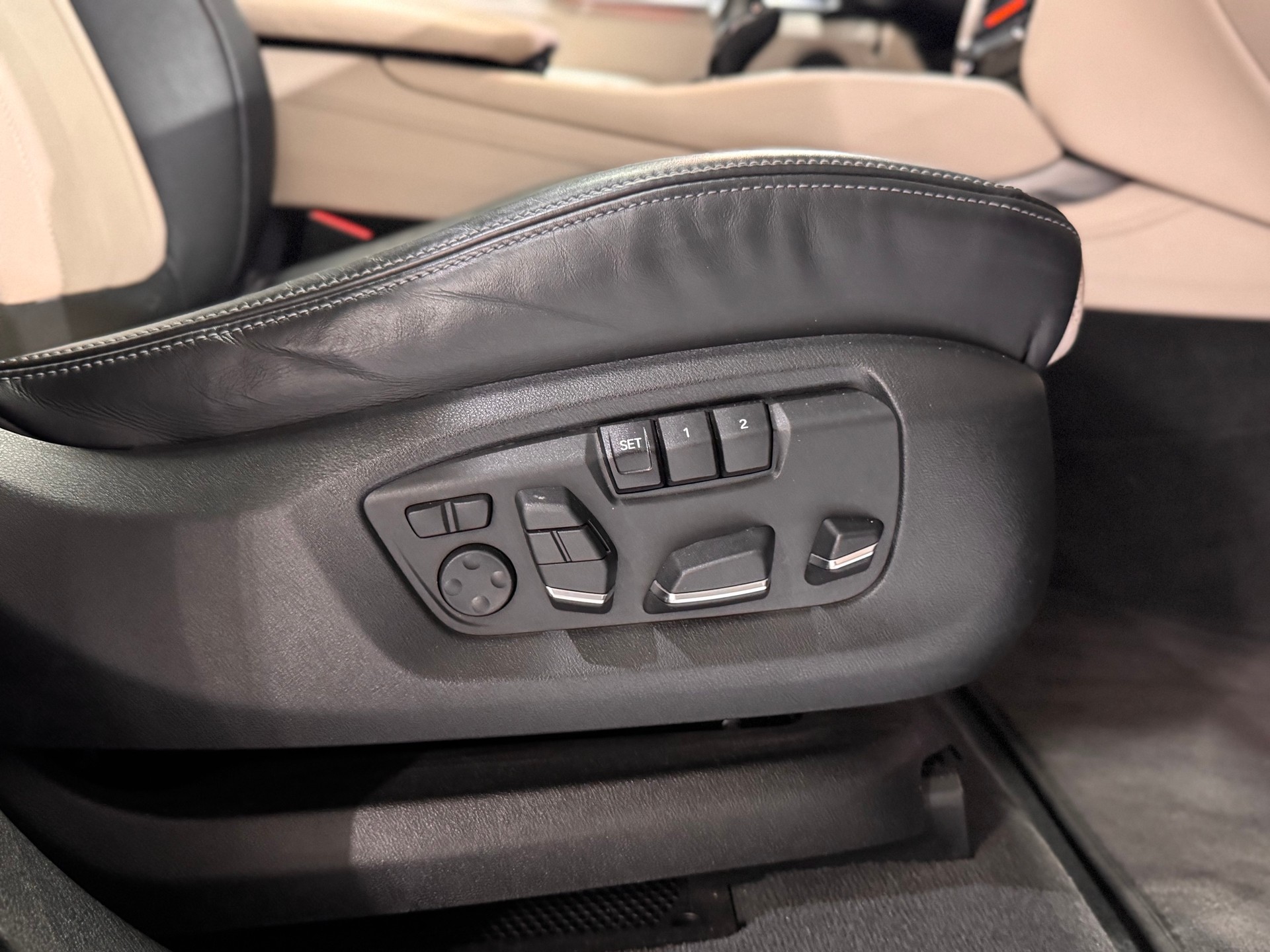 BMW X6 M50d Steptronic-image-22