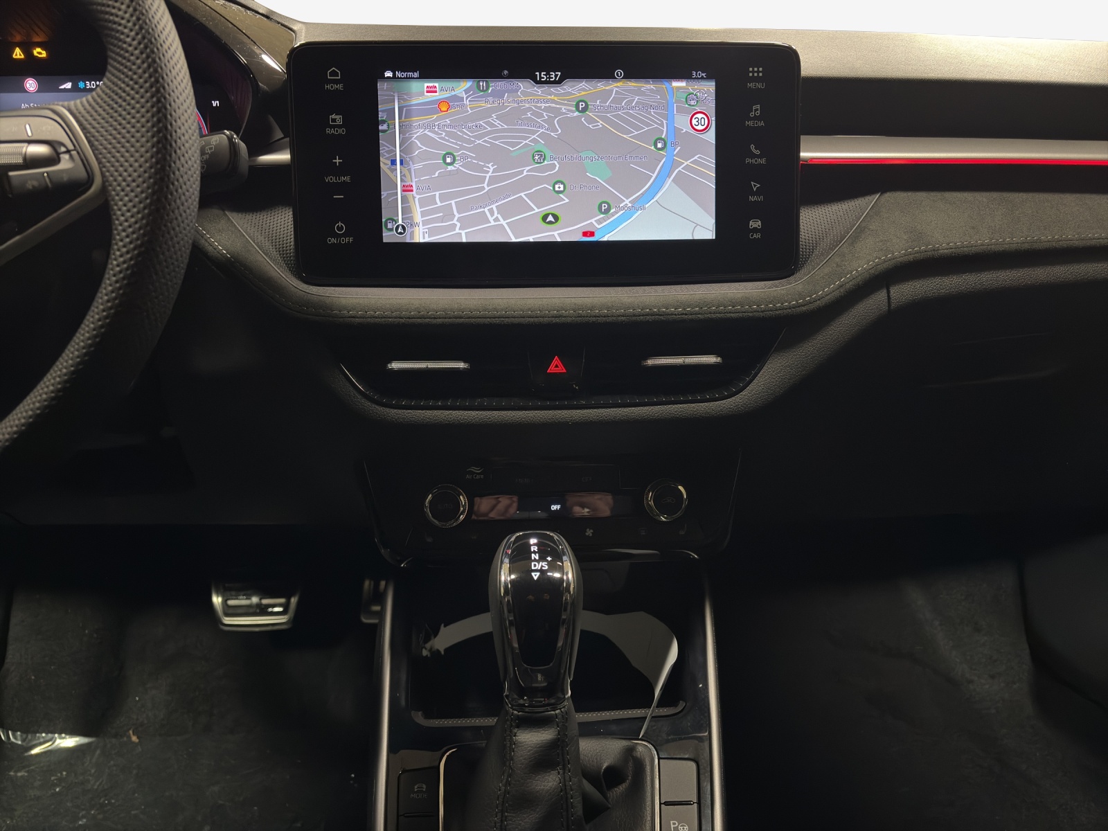 SKODA Fabia 1.0 TSI Monte Carlo DSG-image-10