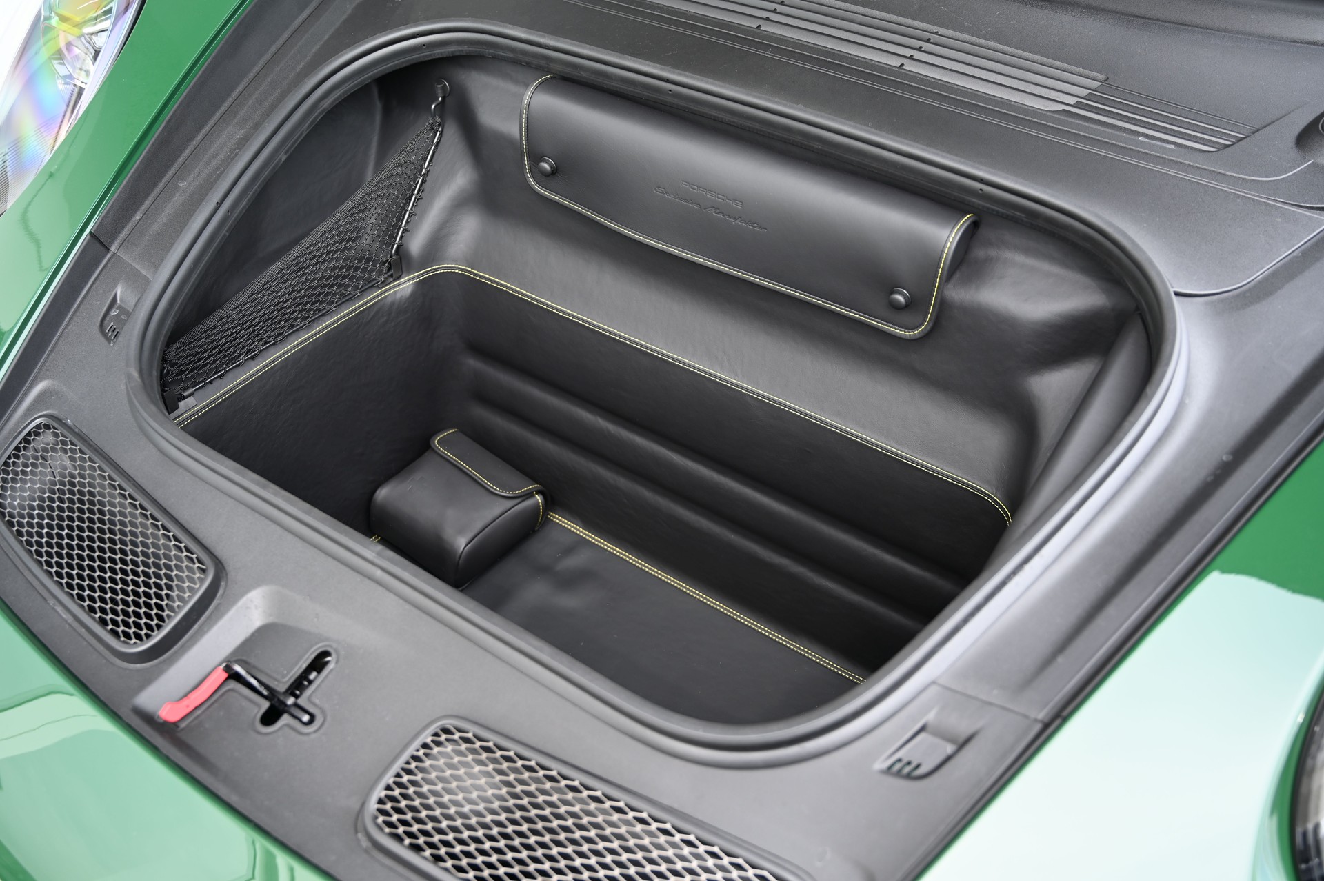 PORSCHE 911 GT3 Touring PDK **Exclusive Manufaktur**-image-5