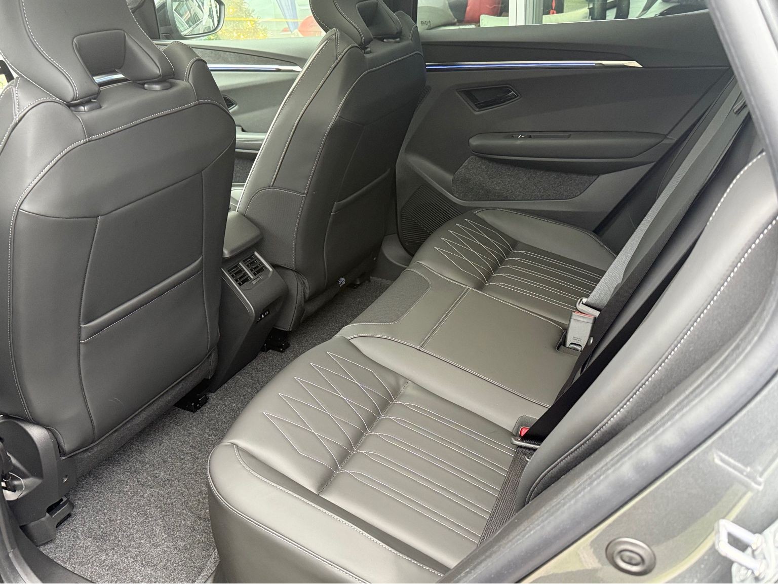MITSUBISHI Eclipse Cross Instyle-image-7