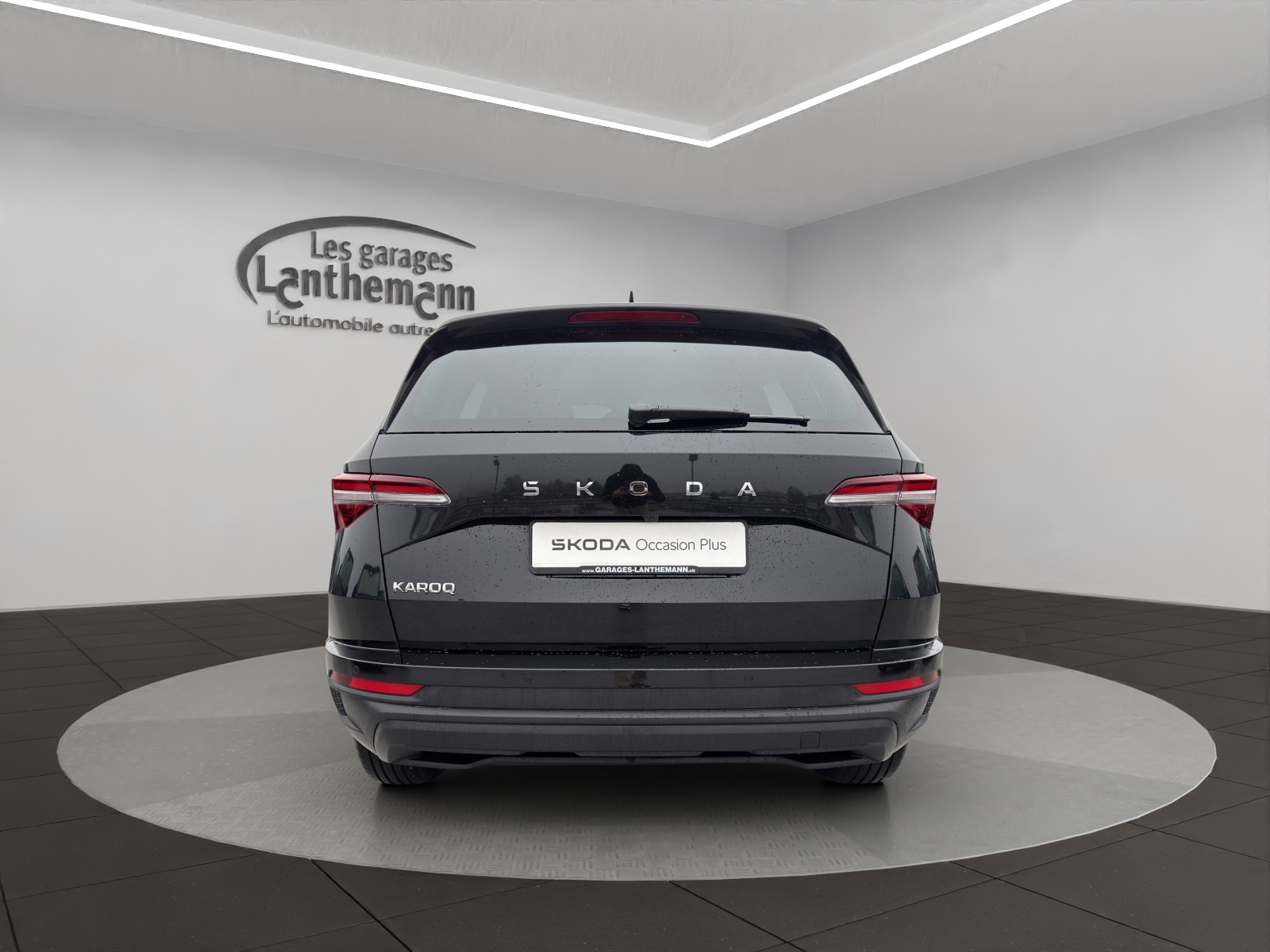 SKODA Karoq 1.5 TSI Dynamic DSG-image-3