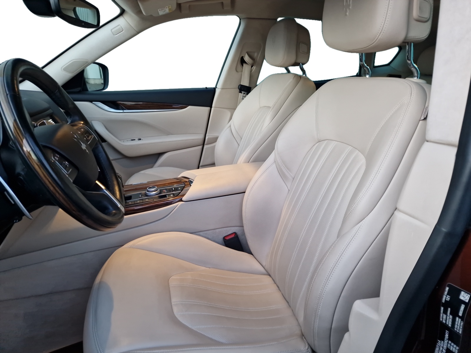 MASERATI Levante S 3.0 V6-image-9