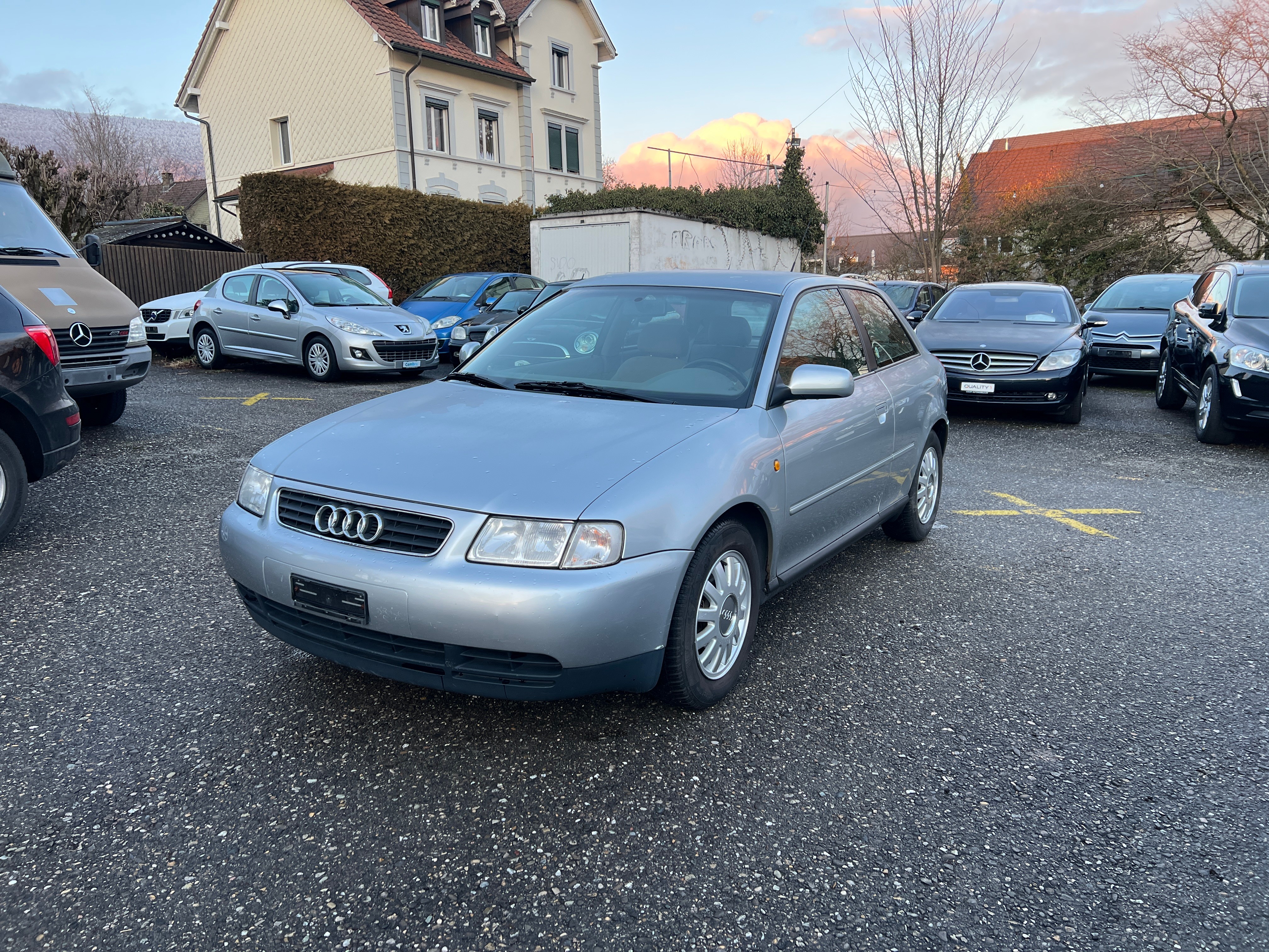 Car photo