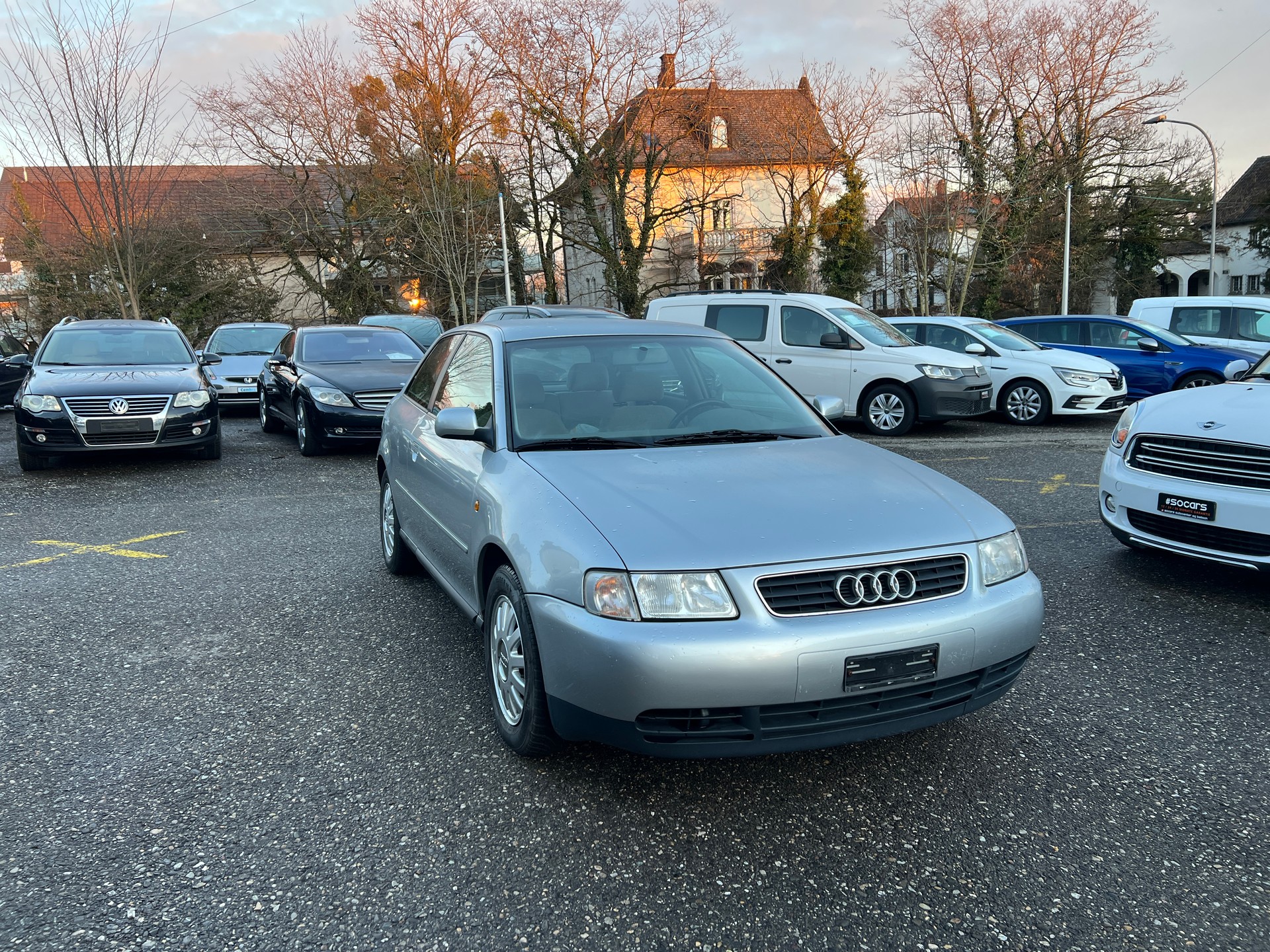 AUDI A3 1.8 T Ambiente-image-2