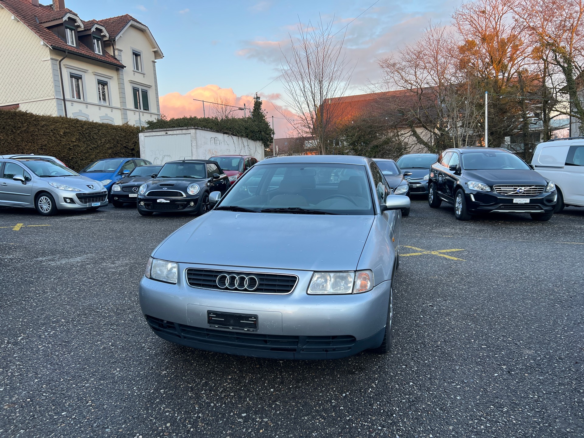 AUDI A3 1.8 T Ambiente-image-1