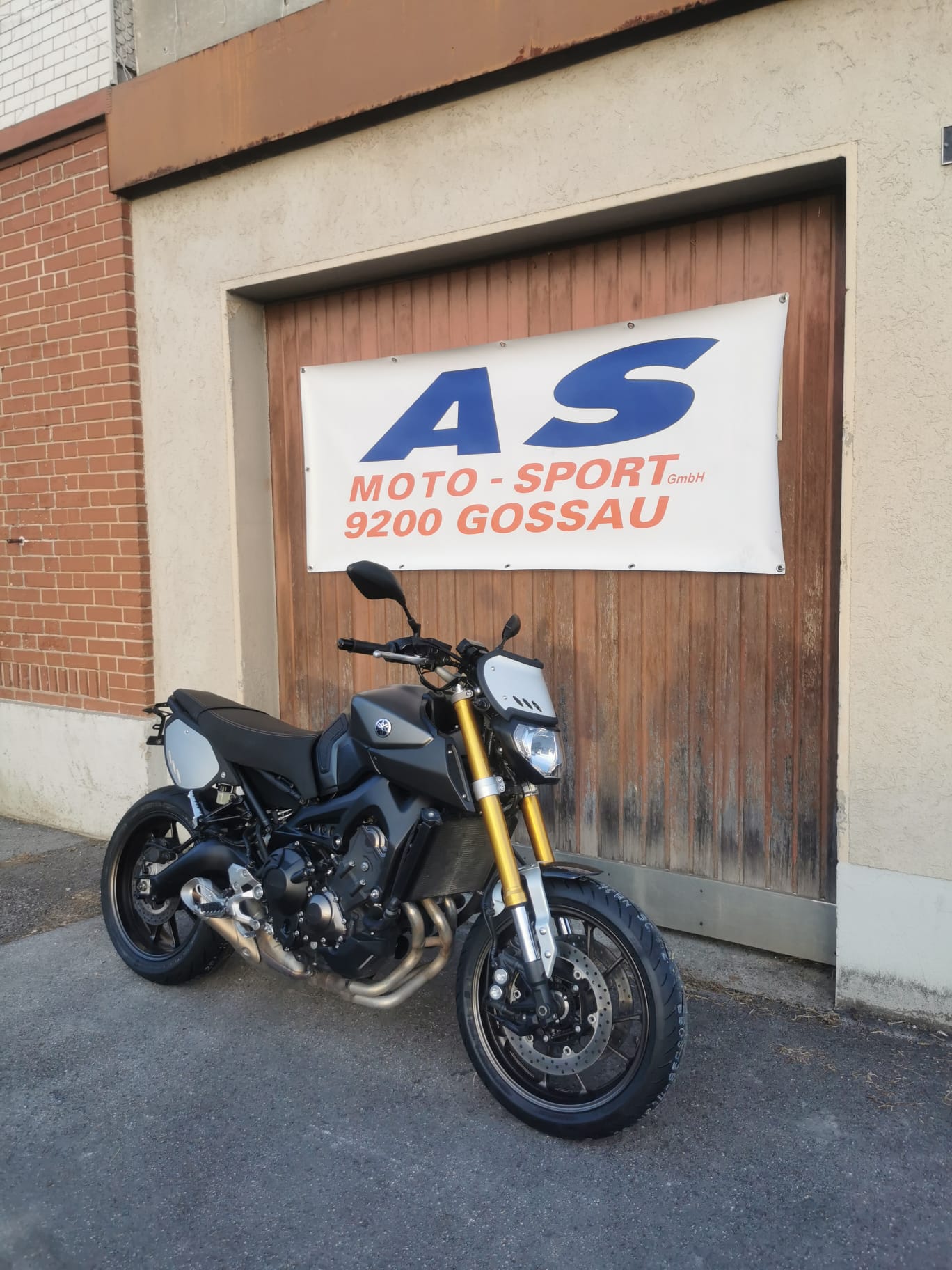 YAMAHA MT-09 ABS Sport Tracker-image-1