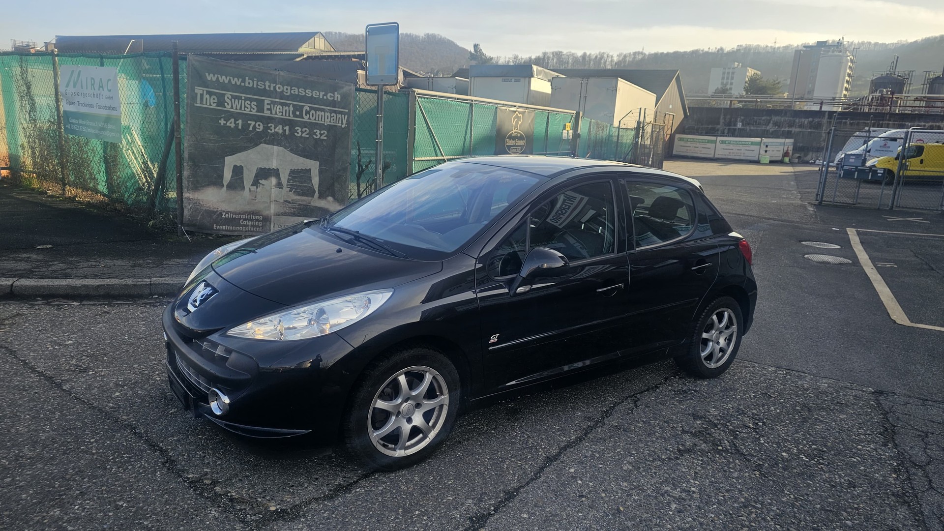 PEUGEOT 207 1.6 16V Turbo GT 150-image-2