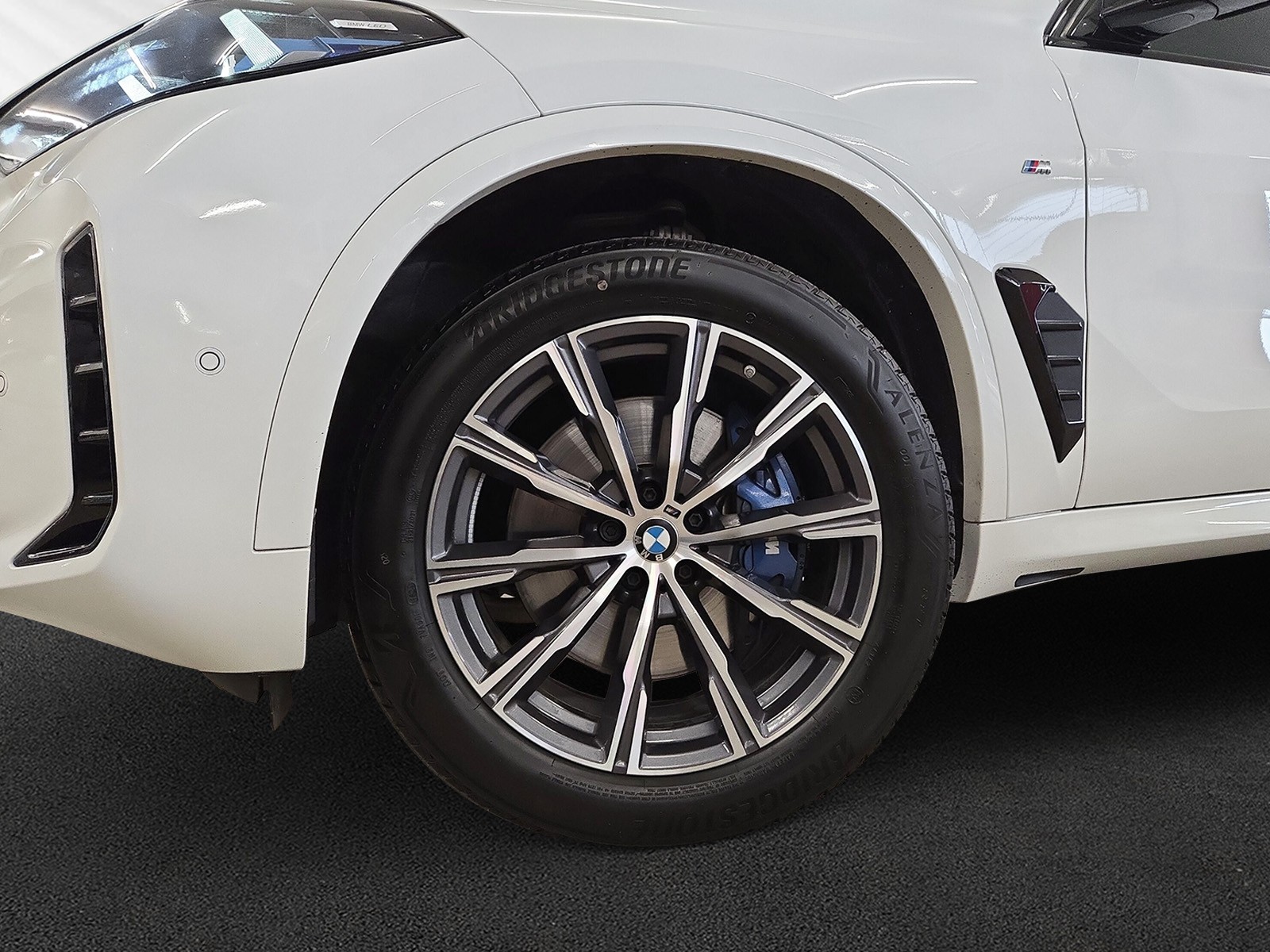 BMW X5 xDrive 48V 30d M Sport Steptronic-image-8