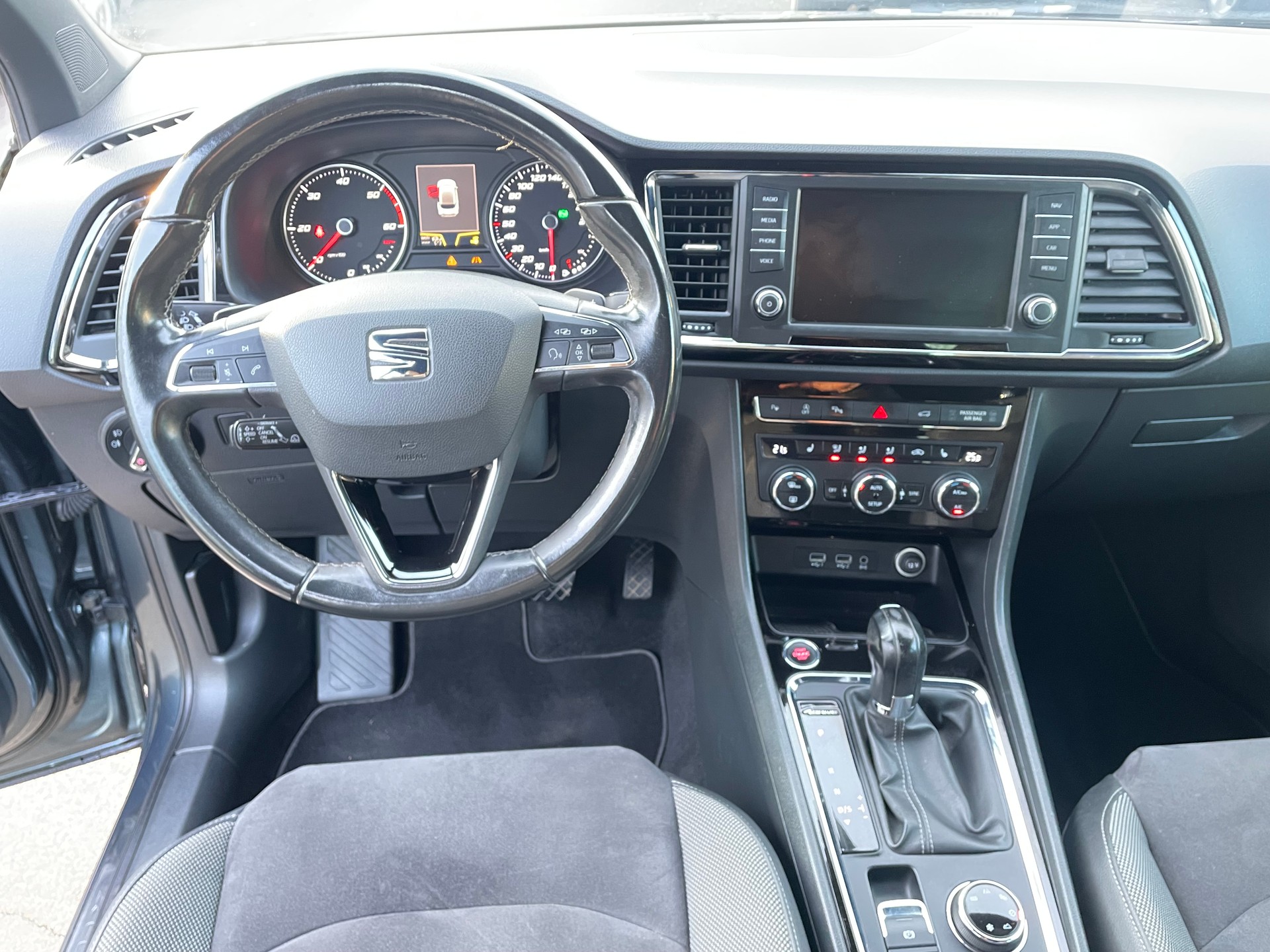 SEAT Ateca 2.0 TDI CR Xcellence 4Drive DSG-image-9