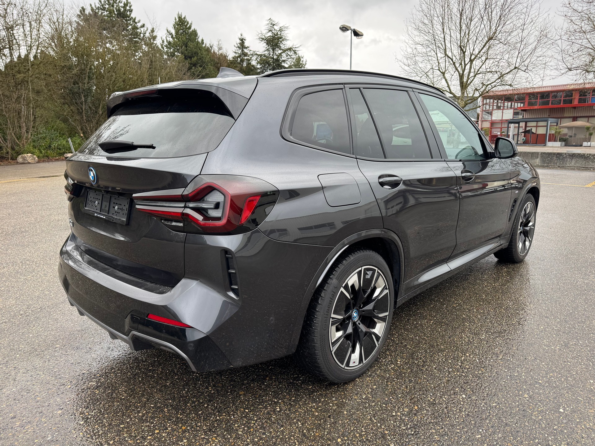 BMW iX3 Impressive-image-6