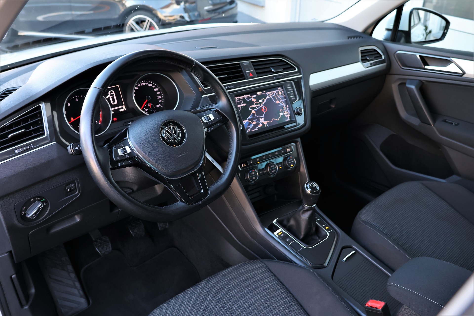 VW Tiguan 1.4TSI Trendline (CH)-image-8