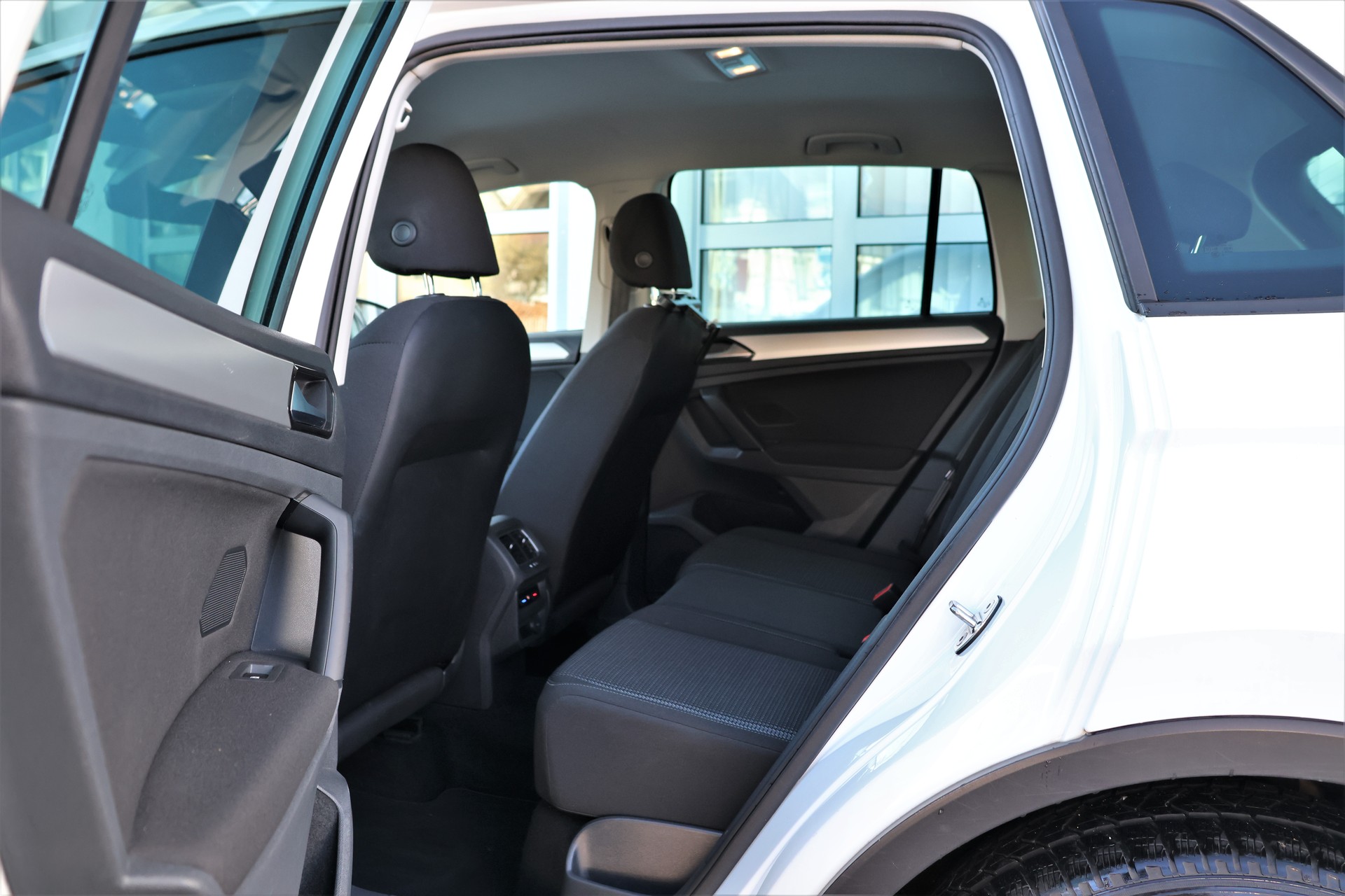 VW Tiguan 1.4TSI Trendline (CH)-image-10
