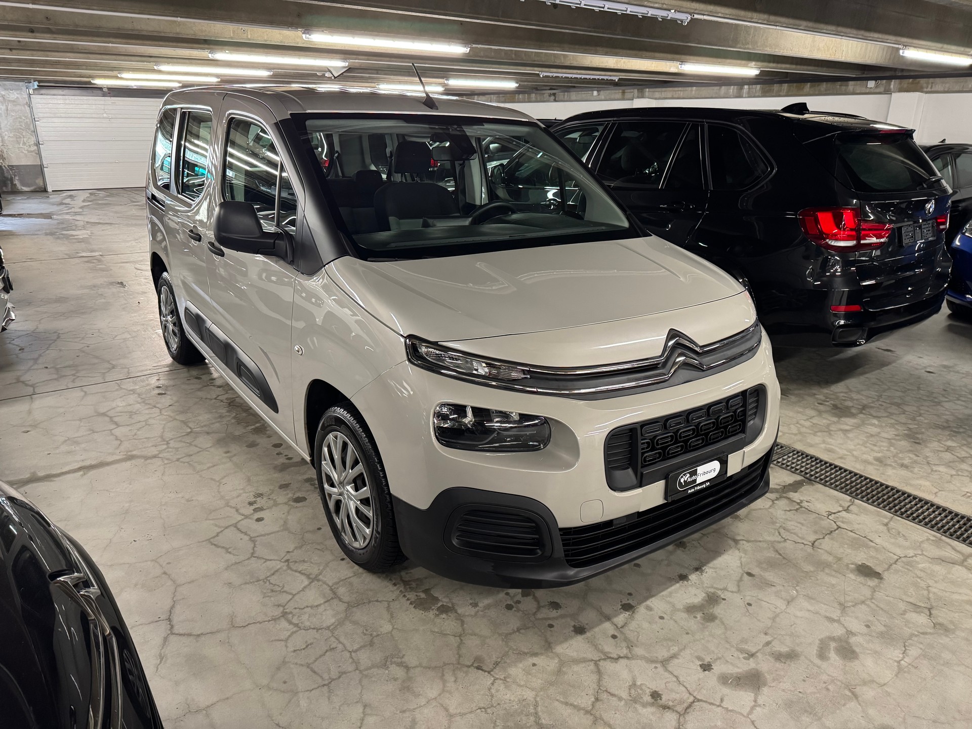 CITROEN Berlingo 1.5 BlueHDi S&S 7 Plätze Live-image-0