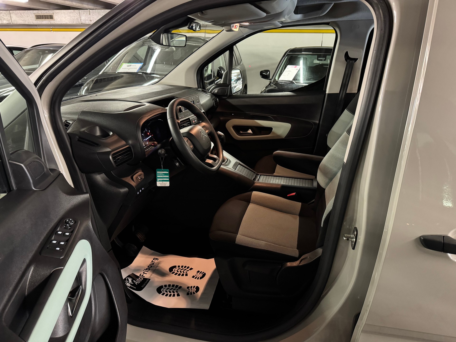 CITROEN Berlingo 1.5 BlueHDi S&S 7 Plätze Live-image-3