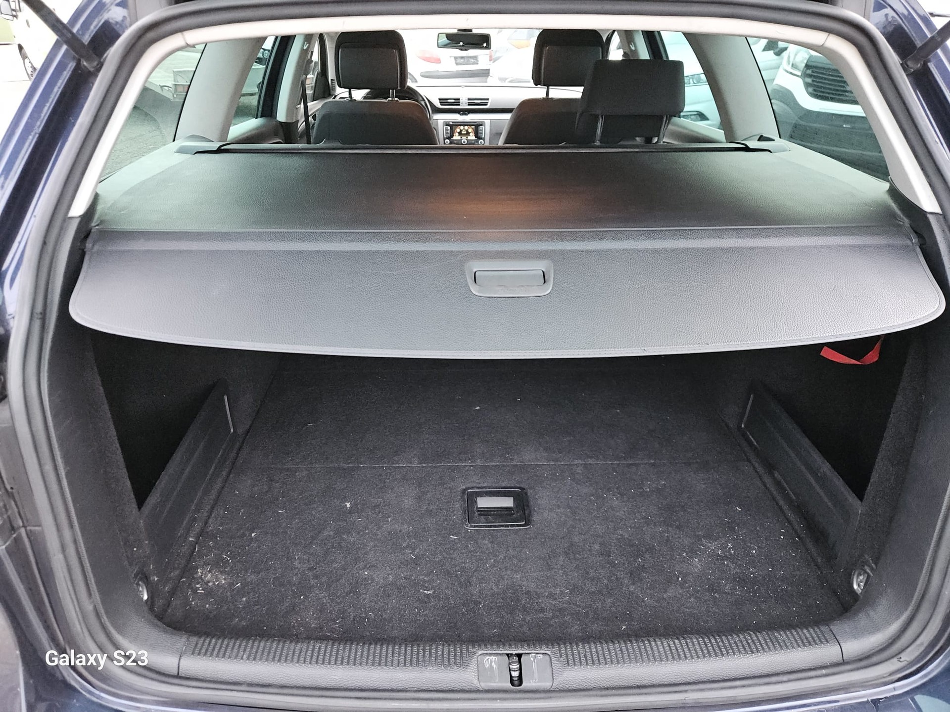 VW Passat Variant 2.0 TDI BMT Comfortline DSG-image-11