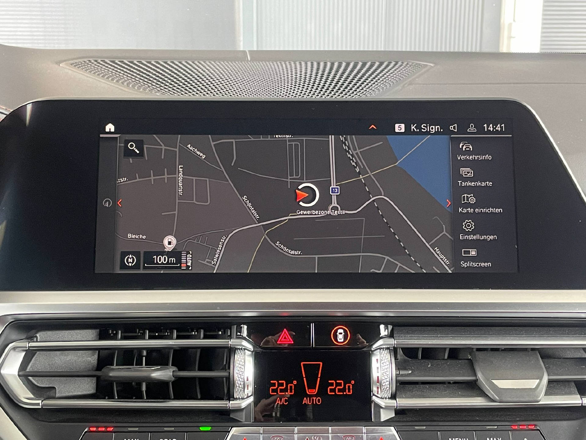 BMW M440i xDrive Cabrio-image-15