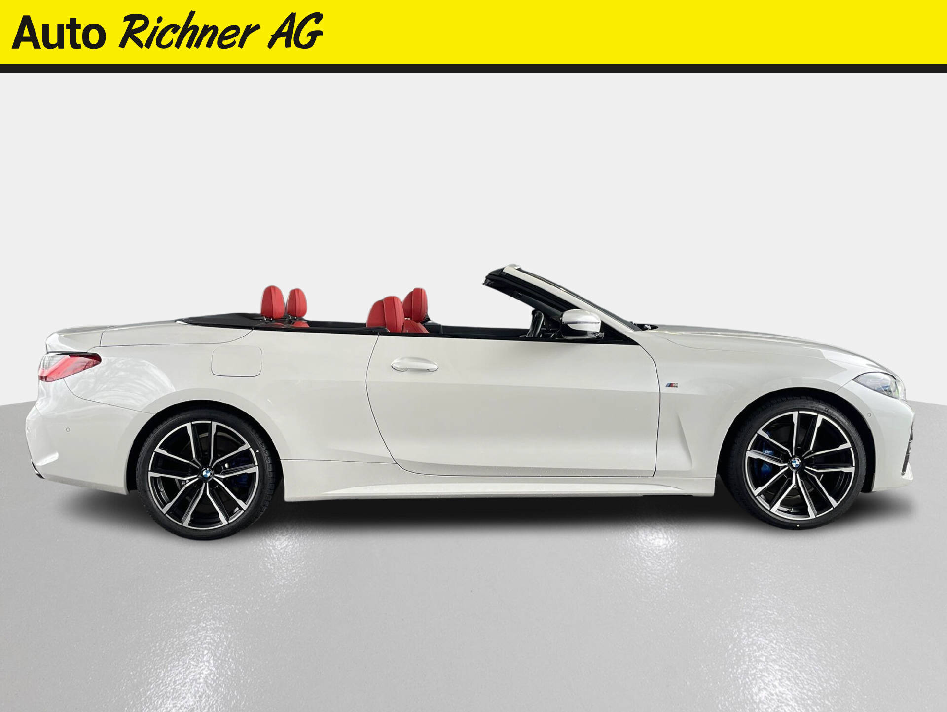 BMW M440i xDrive Cabrio-image-7