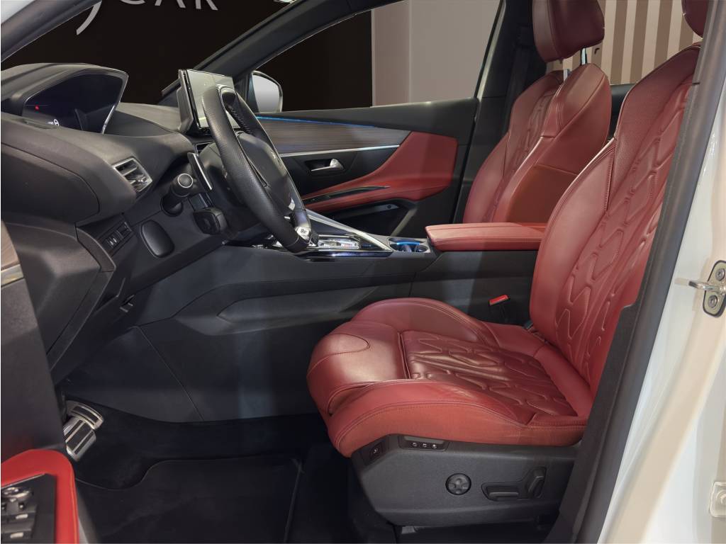 PEUGEOT 3008 1.2 PureTech GT Pack EAT8-image-6