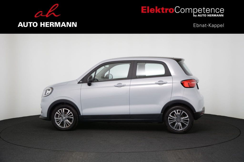 LEAPMOTOR T03 37kWh-showroom-element-3