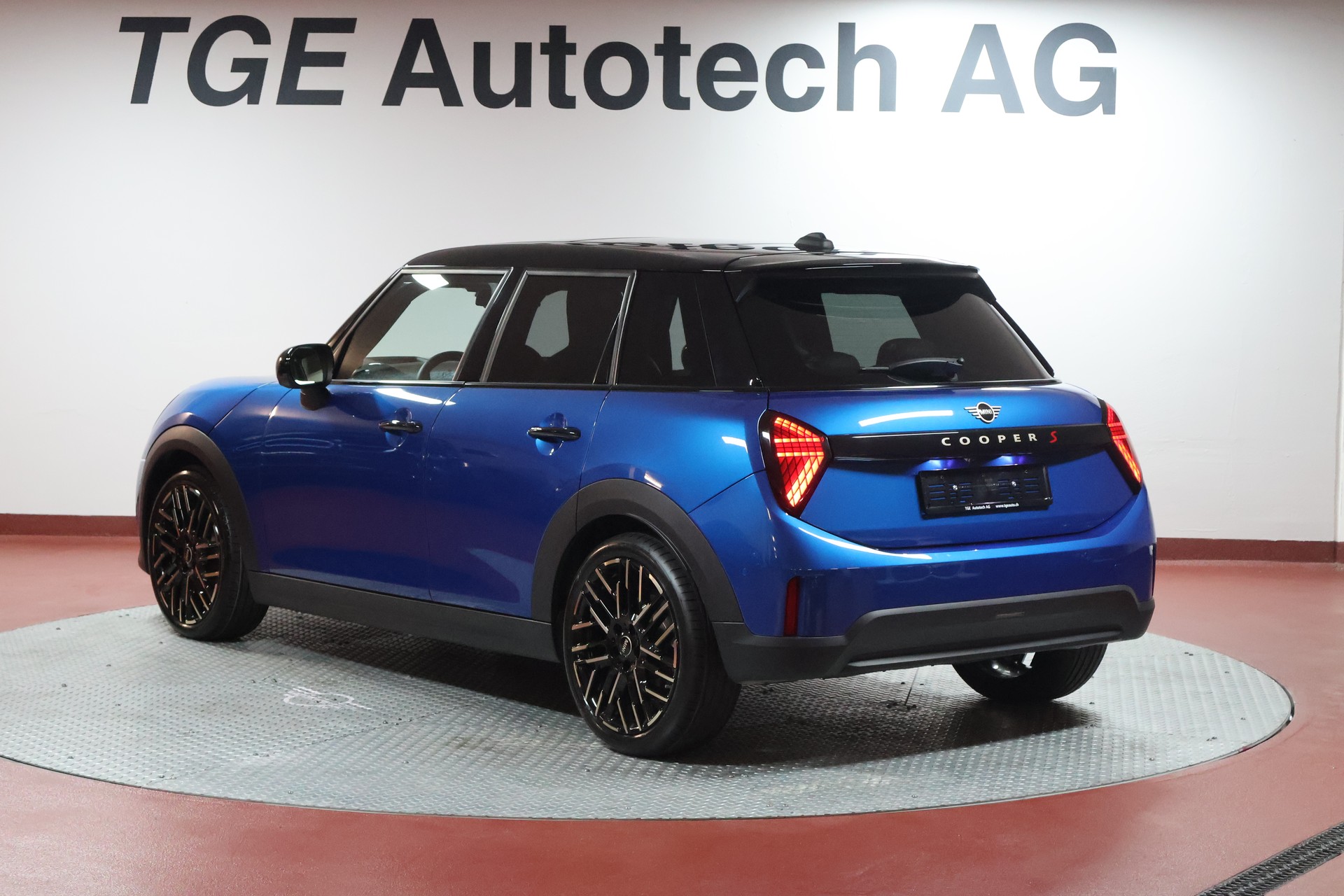 MINI Cooper S DKG-image-17