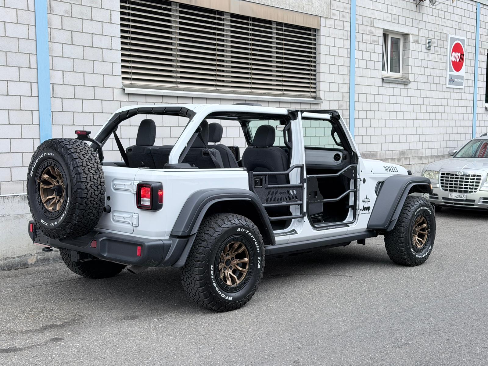 JEEP WRANGLER WILLYS 3.6-V6 4DOOR 6 GANG Handschaltung-image-20