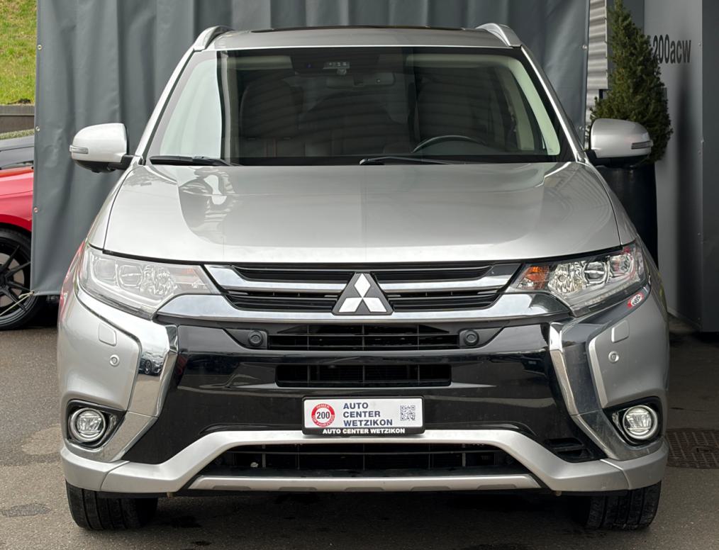 MITSUBISHI Outlander 2.0 PHEV Diamond 4WD Automatic-image-0