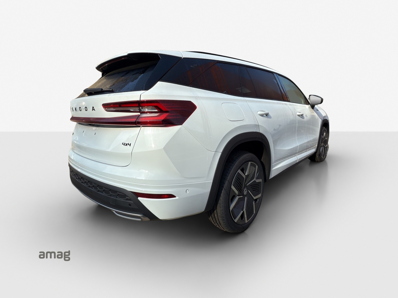 SKODA Kodiaq 2.0 TSI Sportline 4x4-image-4