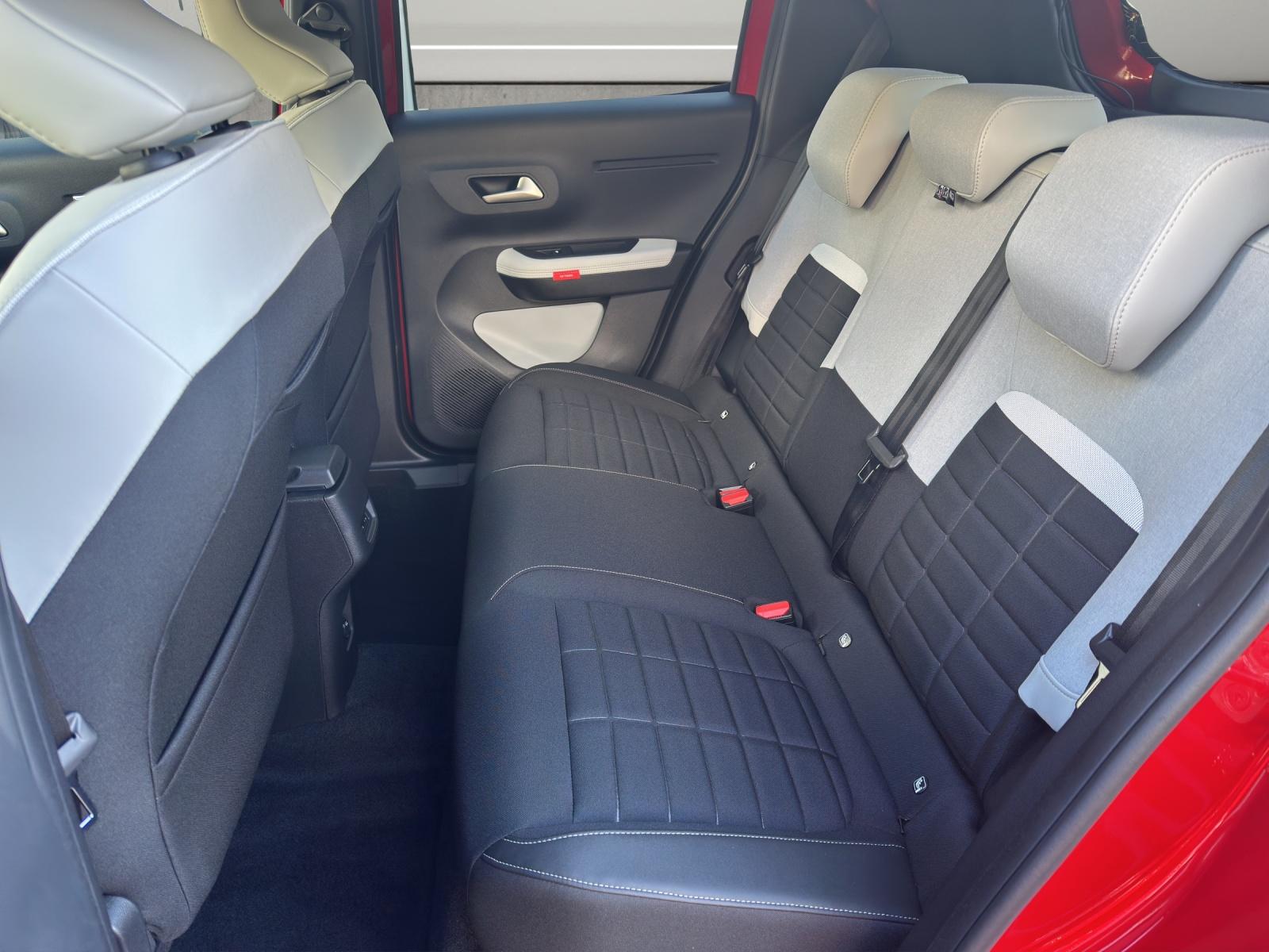 CITROEN C3 1.2 Hybrid 110 Max-image-17