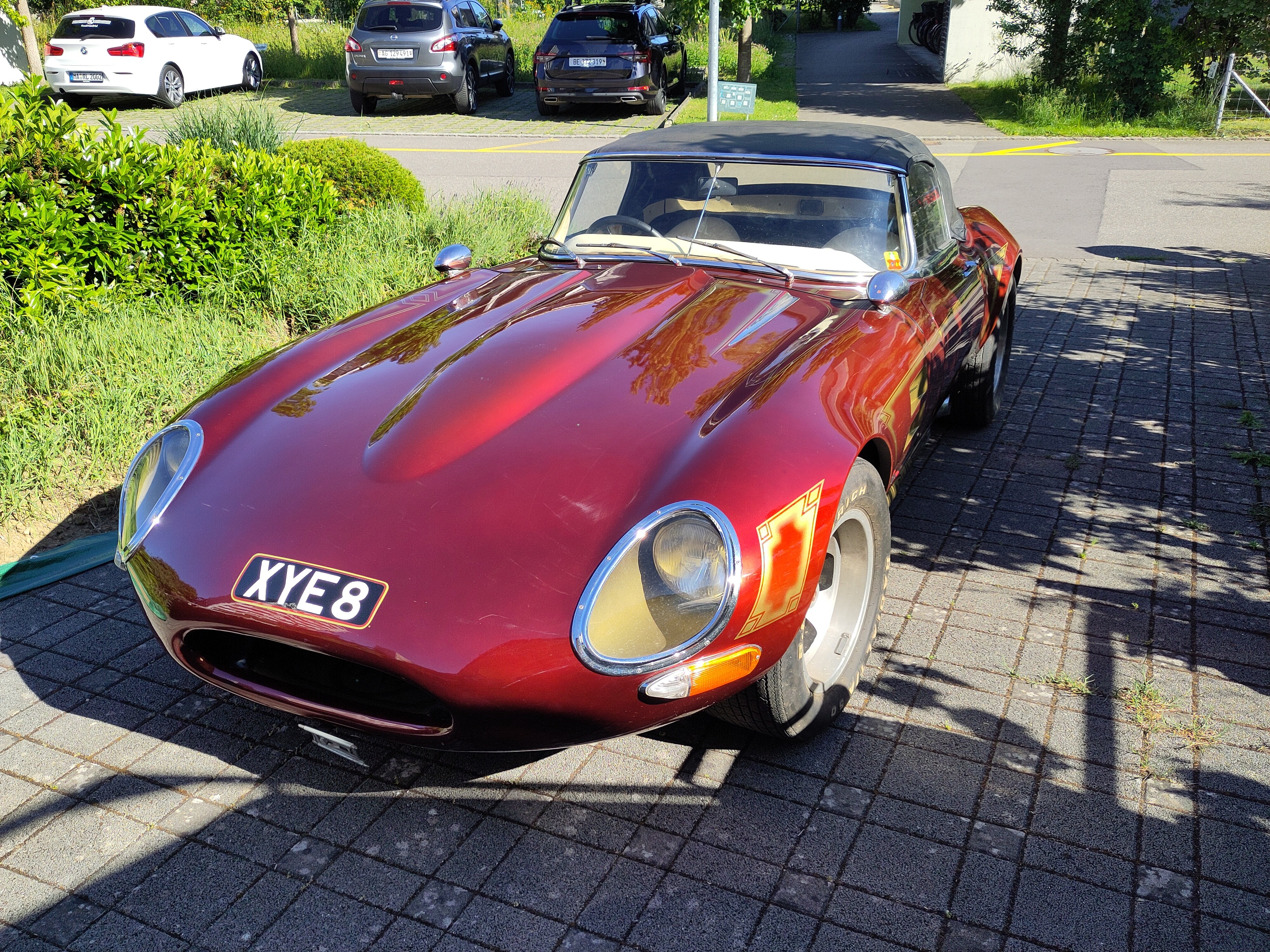 Car photo