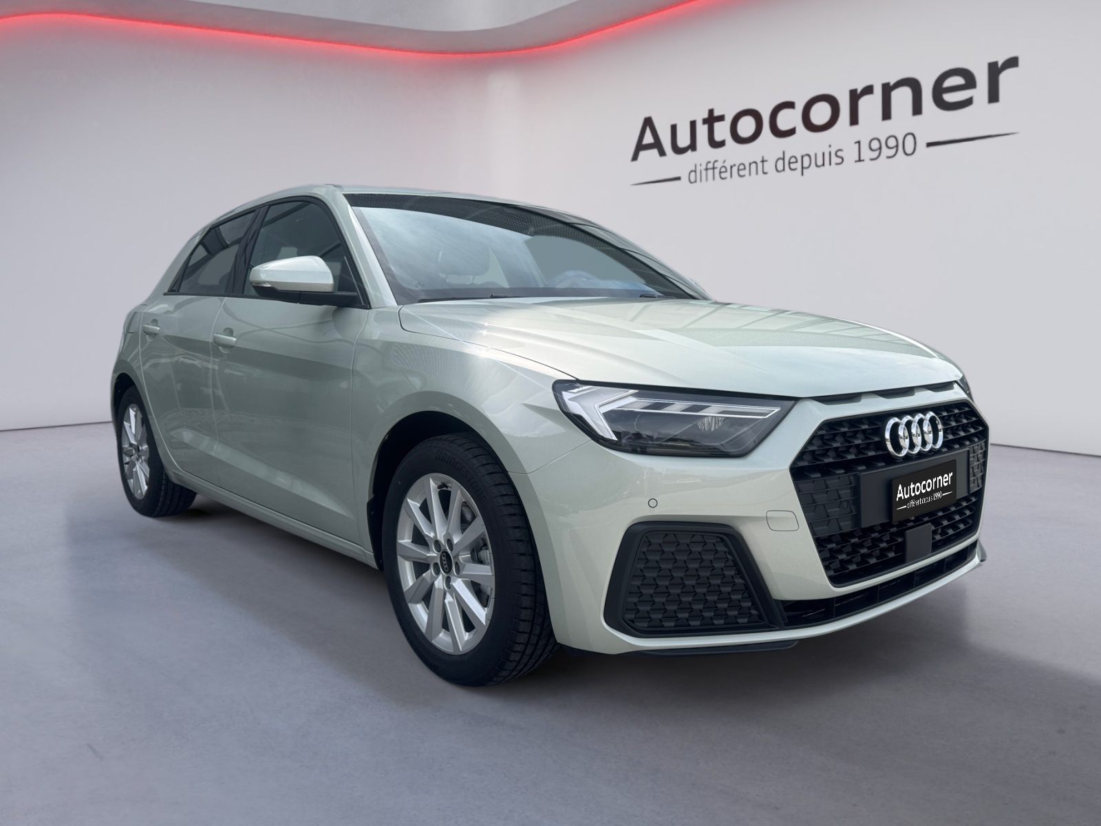AUDI A1 Sportback 30 TFSI Attraction S-tronic-image-0