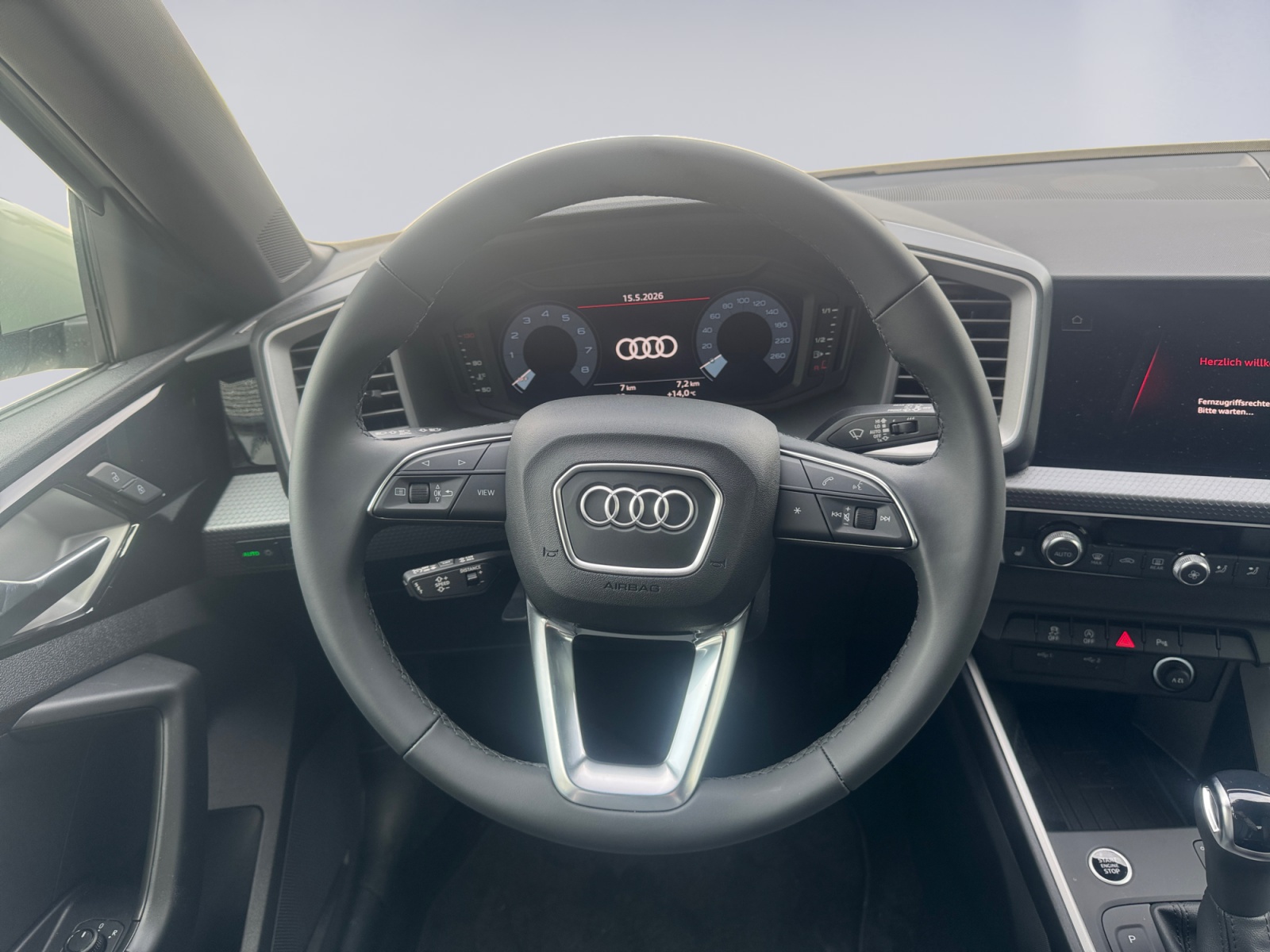 AUDI A1 Sportback 30 TFSI Attraction S-tronic-image-11