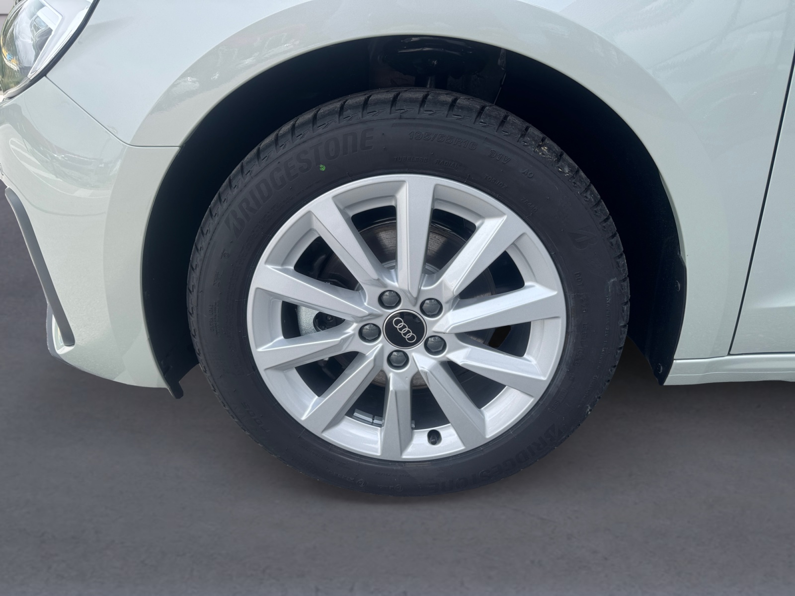 AUDI A1 Sportback 30 TFSI Attraction S-tronic-image-13