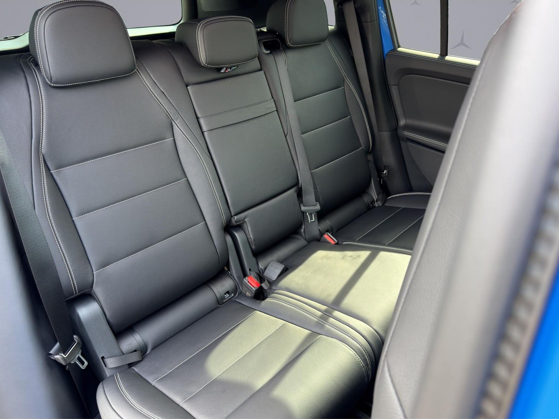 MERCEDES-BENZ GLB 350 4matic-image-16