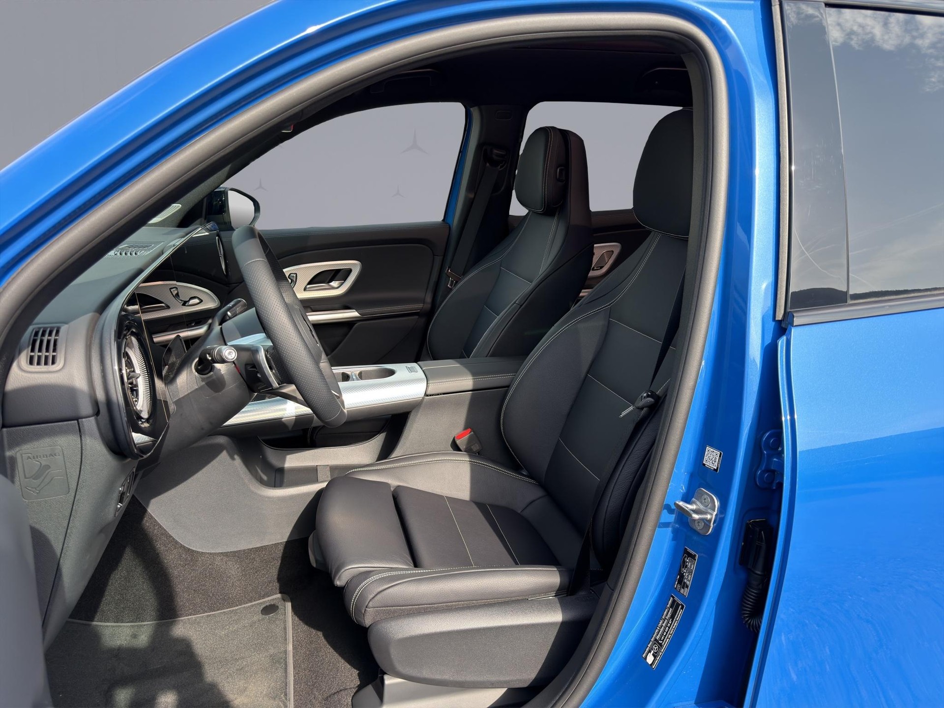 MERCEDES-BENZ GLB 350 4matic-image-8