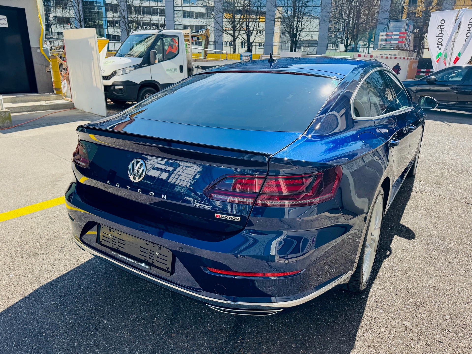 VW Arteon 2.0 TSI BMT R-Line 4Motion DSG-image-5