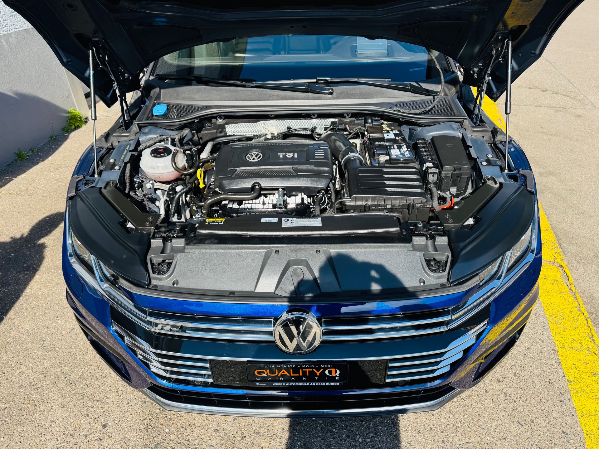 VW Arteon 2.0 TSI BMT R-Line 4Motion DSG-image-15